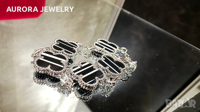 Van Cleef & Arpels VCA 5 Motifs Silver Veined Black Onyx Vintage Alhambra Дамска Гривна, снимка 4 - Гривни - 54710078