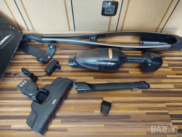 Прахосмукачка с батерия AEG QX9-1-ULT 2in1, снимка 12 - Прахосмукачки - 38010581