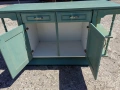 Красив зелен кухненски шкаф, снимка 3