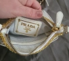 PRADA оригинална малка чантичка, снимка 8