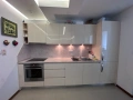 Продавам кухня MDF 3.28m с фурна и миялна AEG, хладилник Zanussi, аспиратор TEKA само за 1200 €, снимка 1