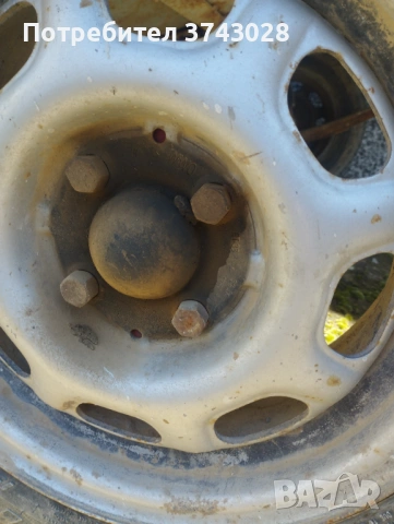 Продавам гуми с джанти 155/70R13, снимка 5 - Гуми и джанти - 54305907
