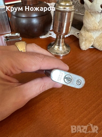 Продавам запалка Ronson, снимка 4 - Други ценни предмети - 54145284