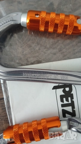 карабинер с муфа PETZL OK катерене алпинизъм , снимка 4 - Други спортове - 55230377