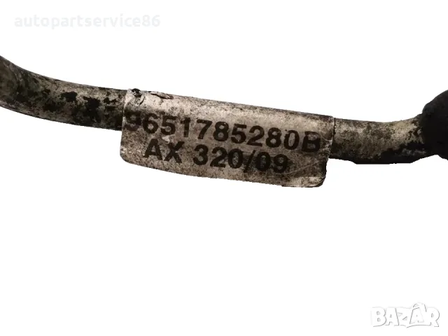Тръба маркуч за подаване на масло за Volvo C30 1.6 TDI (2012) 9651785280B OEM, снимка 3 - Части - 55617166