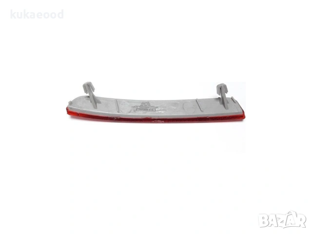 Рефлектор за задна броня на VW Jetta A5, снимка 2 - Части - 54106551