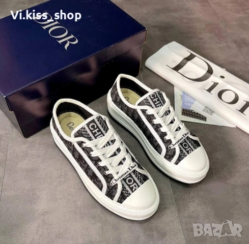Нови обувки Dior 