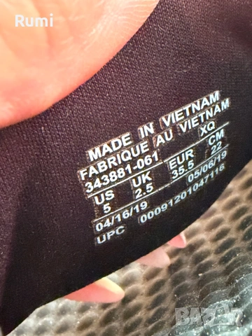 Оригинални чехли  Nike Victoria! 35,5 н, снимка 4 - Чехли - 54714609