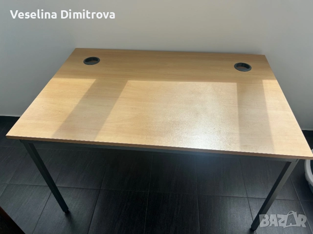 Бюро 120x60 в перфектно състояние, снимка 8 - Бюра - 54806526