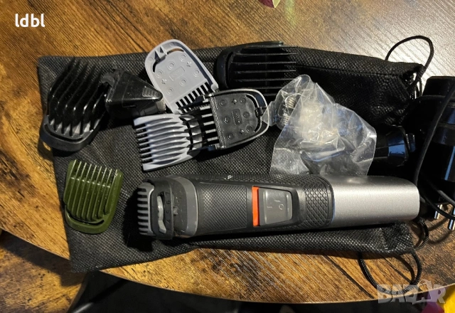 Машинка за подстригване Philips 5730 с 9 приставки