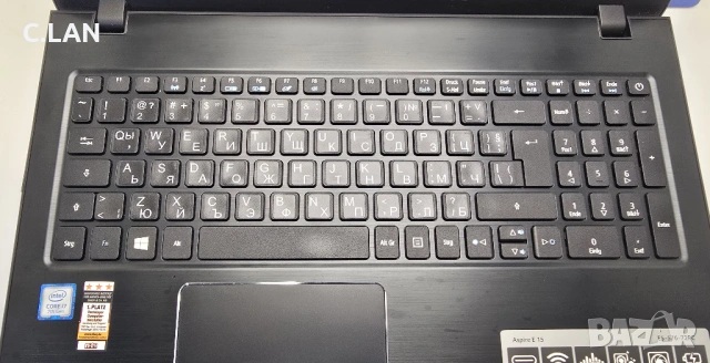Acer Aspire E15 E5-576 i7 7500U/8GB/250SSD/FHD, снимка 9 - Лаптопи за работа - 54420349