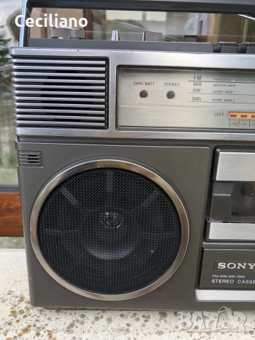 Sony CFS-66S -супер запазен радиокасетофон, снимка 2 - Радиокасетофони, транзистори - 55136803