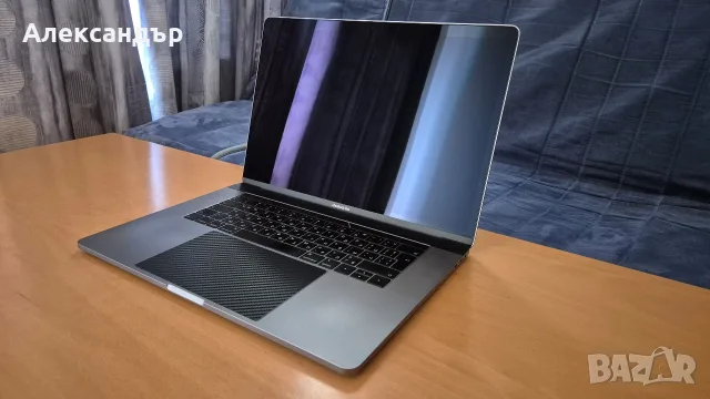Apple MacBook Pro A1990, снимка 6 - Лаптопи за работа - 55677931