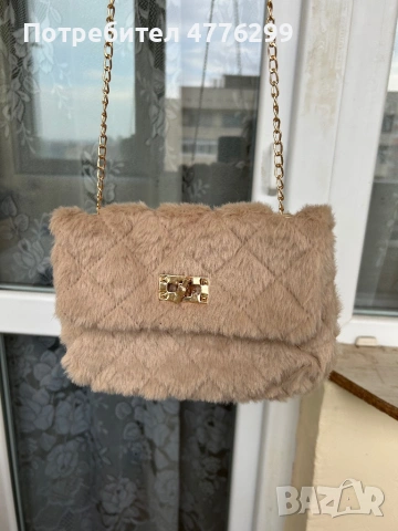 Дамски чанти, снимка 3 - Чанти - 53960809