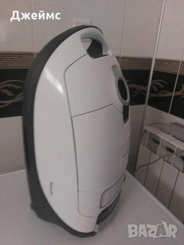 Прахосмукачка Miele Complete C3 silence EcoLine , снимка 4 - Прахосмукачки - 54449596