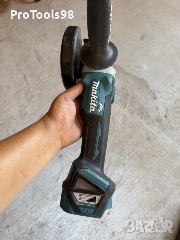 Makita DGA 511 безчетков ъглошлайф, снимка 2 - Ъглошлайфи - 55361227