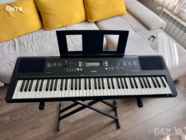 Пълен комплект Yamaha PSR-EW300 (76 клавиша) + X-стойка + Столче + Зарядно.