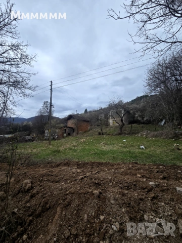 ПРОДАВА КЪЩА Земен , снимка 4 - Къщи - 53332410