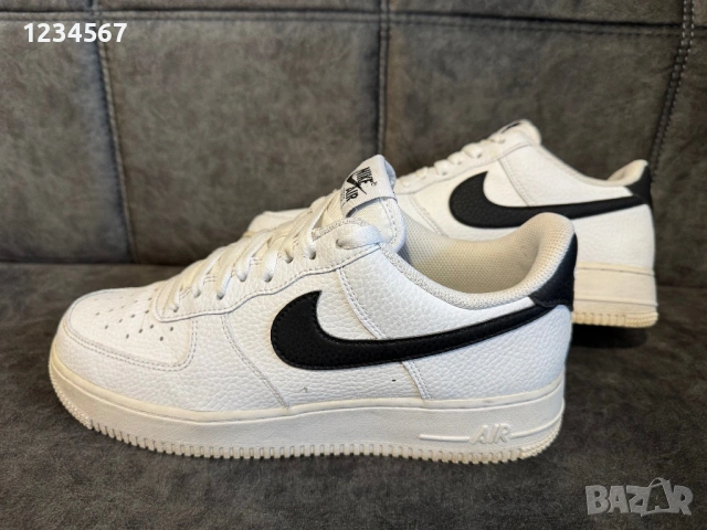 NIKE AIR FORCE 1 '07.