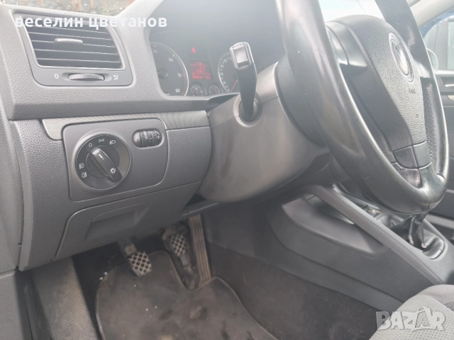 Golf 5, снимка 11 - Автомобили и джипове - 54376988