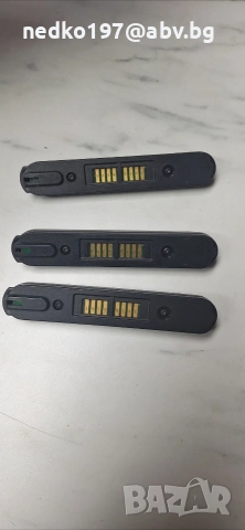 продават се панелчета от авто радио ФОРД 8евро 1 бр.