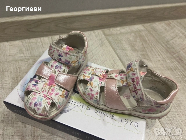 Детски сандали с цветя primigi 25 номер, снимка 10 - Детски сандали и чехли - 54527687