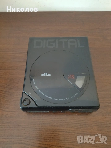 Продавам Discman (Walkman CD Player) ELTA Digital,метален