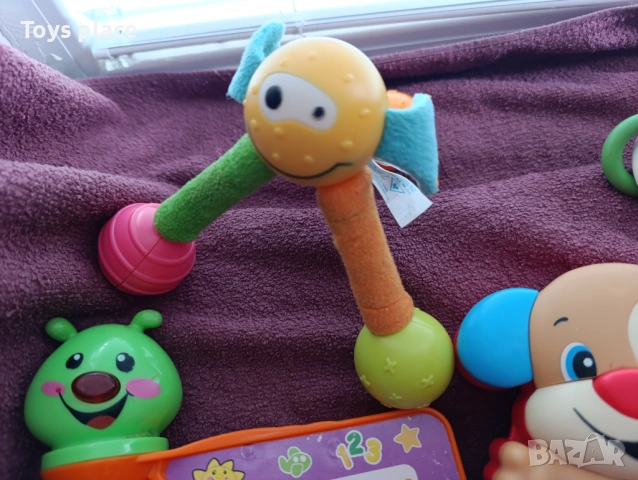 Бебешки играчки, музикални играчки Fisher price буквар, пиано, снимка 8 - Музикални играчки - 54798296