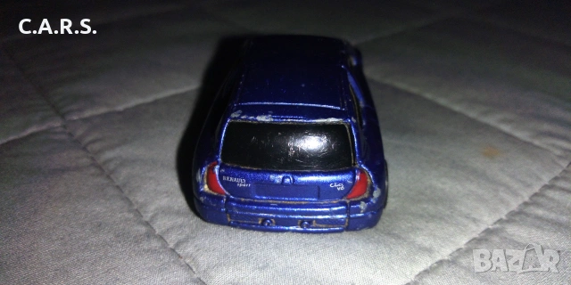 Clio V6 Renault Sport MAISTO Мащаб 1:64, снимка 3 - Колекции - 55133103