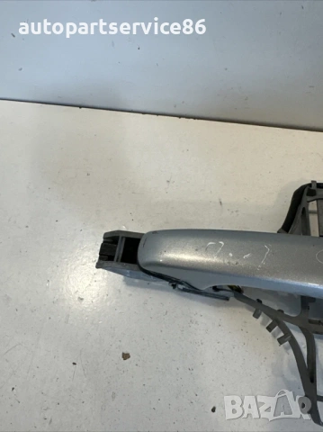 Външна дръжка предна лява врата сив/сребрист цвят за Volvo C70 Convertible (2008), снимка 2 - Части - 54125943