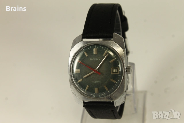 Стар Руски Часовник VOSTOK 2214 Със 18 Камъка