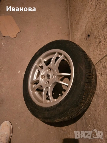 джанти с гуми Suzuki