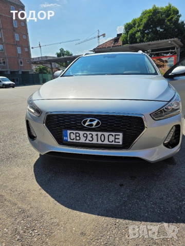 ХЮНДАЙ И 30 КОМБИ, ДЪЛГА БАЗА