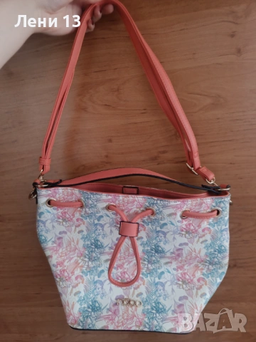 Нова голяма чанта , снимка 3 - Чанти - 53961559