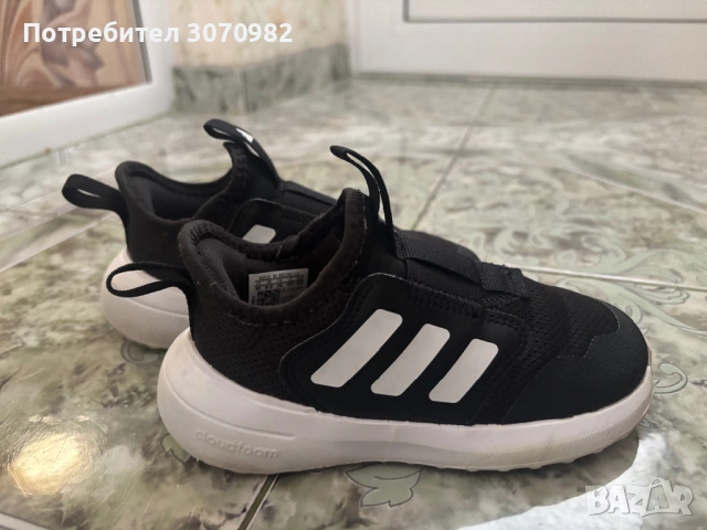 Детски маратонки Adidas, снимка 5 - Детски маратонки - 54414880