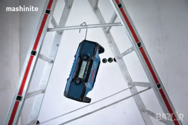 Акумулаторно радио Bosch GPB 18V-3 C ,18V, FM, Professional, Bluetooth , снимка 2 - Радиокасетофони, транзистори - 55694714