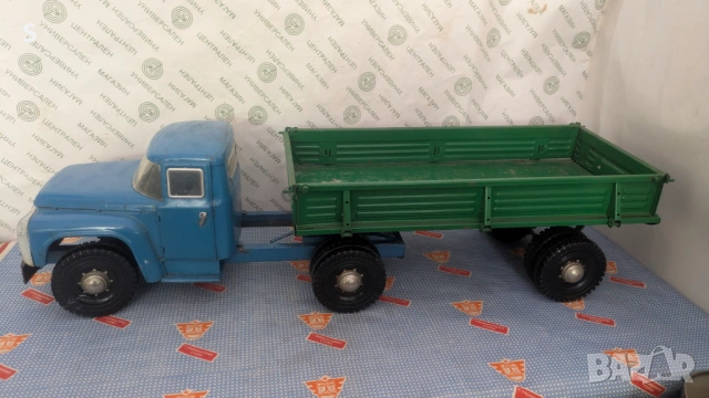 Стара играчка ЗИЛ 