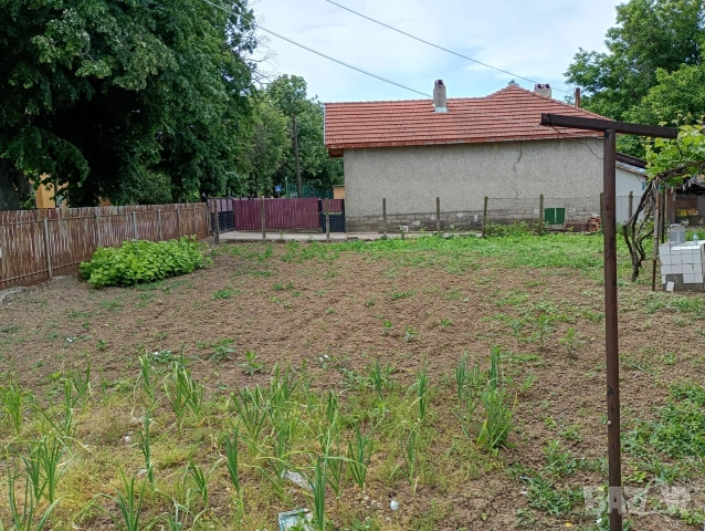 Къща в с. Искра обл. Силистра, снимка 16 - Къщи - 55051125