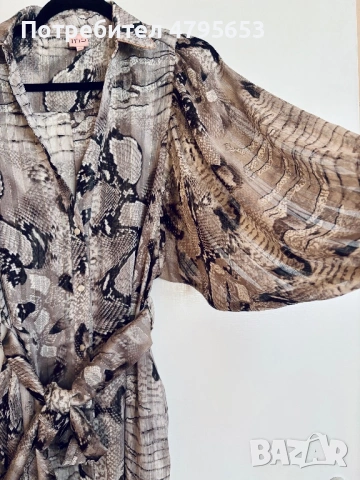 Разкошна рокля на дизайнерския бранд Love By Iris