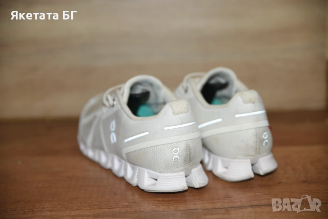 On Cloud оригинални маратонки, размер 37.5, снимка 4 - Маратонки - 54009489