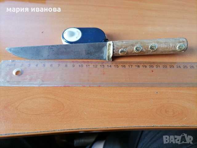 Стар овчарски нож с кожена кания 