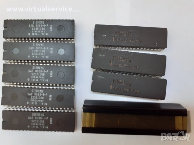 Ретро процесори Intel D8087-2 керамичен и Siemens 8088-I-P088