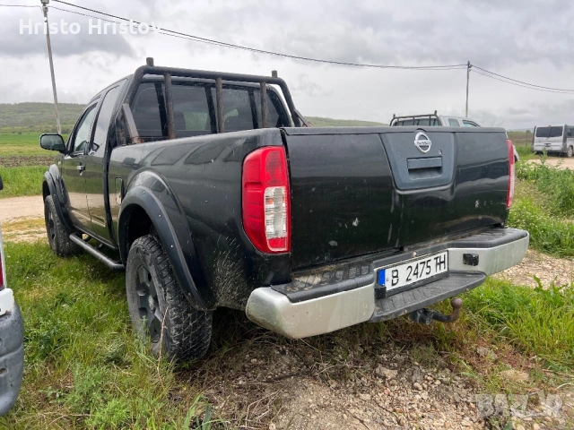 Нисан Навара 2.5 2 броя, снимка 3 - Автомобили и джипове - 54443269