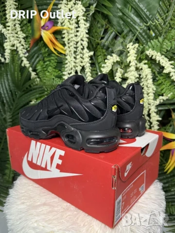 !НОВИ! Nike Air Max Plus 'TN' | Triple Black | + КУТИЯ, снимка 5 - Маратонки - 54167853