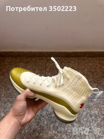 Under armoured curry 4 retro, снимка 4 - Спортни обувки - 54489993