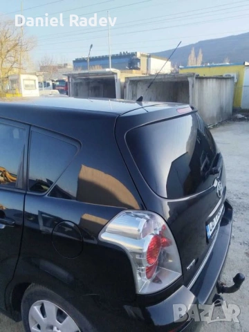 Toyota Corolla verso, снимка 2 - Автомобили и джипове - 54622079