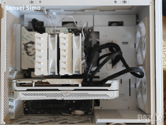 Nvidia Asus Rog Strix RTX 3090 24gb White Edition, снимка 3 - Видеокарти - 55246232