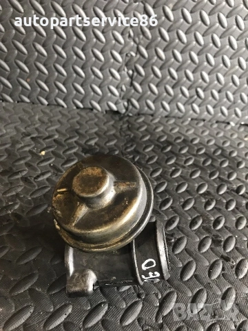 EGR клапан за Ford Mondeo Mk3 2.0 Tdci (2004) 137B02P