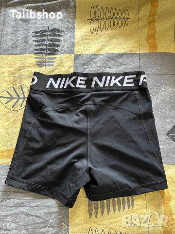 Nike Pro / Size: S, снимка 2 - Спортни екипи - 55593361