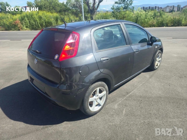 Fiat Grande Punto 1.3 Бензин 60к.с. / Клима, снимка 5 - Автомобили и джипове - 54725073